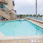 Days Inn By Wyndham Carlsbad 